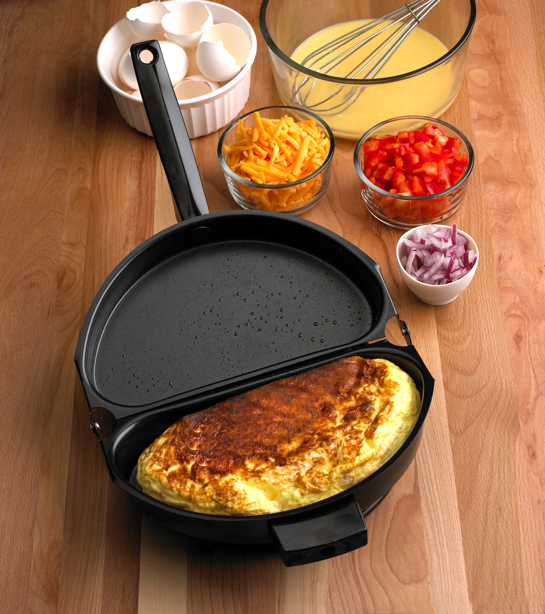 Non-Stick Folding Omelette Pan